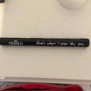 New - Eyeko London - liquid eyeliner
